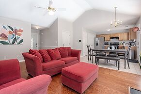 Basketball Court Cozy 3 BR in Decatur