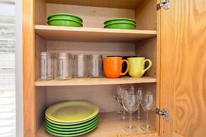 Basketball Court Cozy 3 BR in Decatur