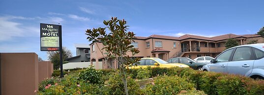 166 Majestic Court Motel