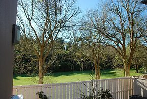 166 Majestic Court Motel