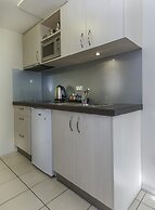 166 Majestic Court Motel