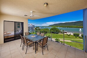 Jack & Newell Holiday Apartments