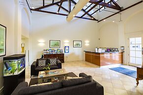 Jack & Newell Holiday Apartments