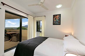 Jack & Newell Holiday Apartments