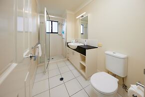 Jack & Newell Holiday Apartments