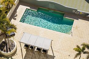 Jack & Newell Holiday Apartments