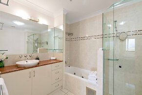 Jack & Newell Holiday Apartments