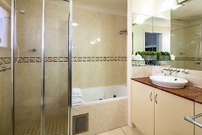 Jack & Newell Holiday Apartments