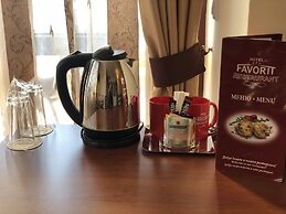 Hotel Favorit