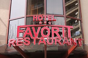 Hotel Favorit