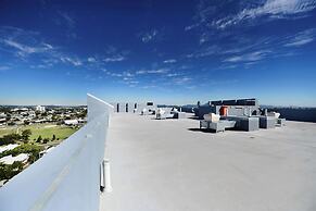 Oaks Gladstone Grand Hotel