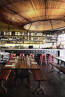 Oaks Gladstone Grand Hotel