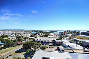 Oaks Gladstone Grand Hotel