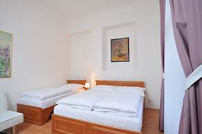 Apartment house Anenská