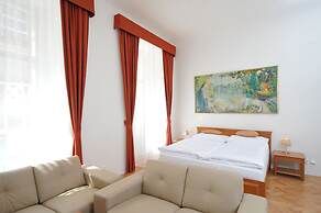 Apartment house Anenská