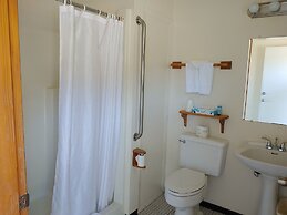 The Dublin House Motel