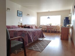 The Dublin House Motel