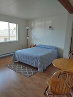 The Dublin House Motel