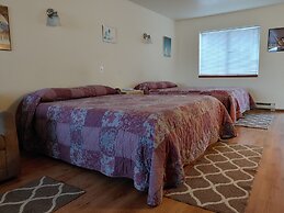 The Dublin House Motel