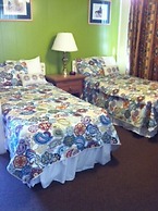 Independence Courthouse Motel