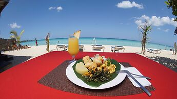 Jamaica Tamboo Resort