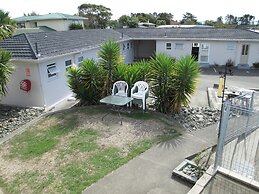 Courtesy Court Motel