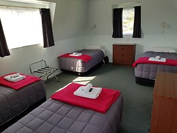 Courtesy Court Motel