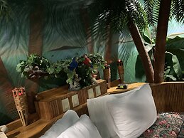 Designer Inn & Suites