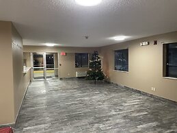 Designer Inn & Suites