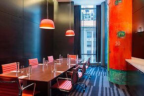 Courtyard by Marriott New York Manhattan / Central Park