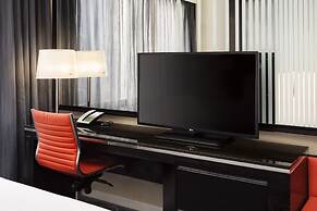 Courtyard by Marriott New York Manhattan / Central Park