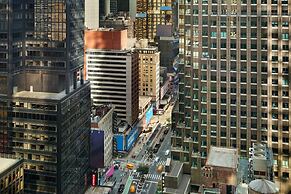 Courtyard by Marriott New York Manhattan / Central Park