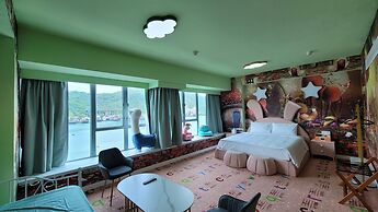 Grand Bay View Hotel