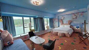 Grand Bay View Hotel