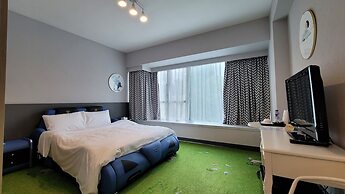 Grand Bay View Hotel