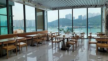 Grand Bay View Hotel