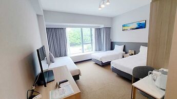 Grand Bay View Hotel