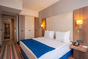 Ramada Plaza by Wyndham Izmir
