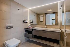 Ramada Plaza by Wyndham Izmir