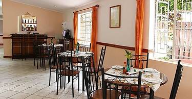 Annie's Lodge Blantyre