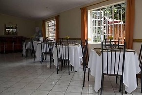 Annie's Lodge Blantyre