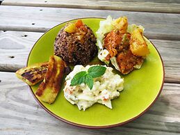 Crystal Paradise Resort