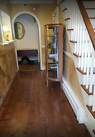 Admiral Farragut Inn