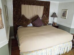 Admiral Farragut Inn