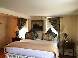 Admiral Farragut Inn