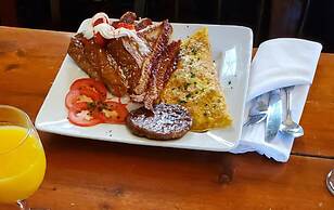 Admiral Farragut Inn