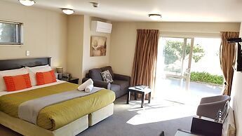 De Lago Motel Apartments