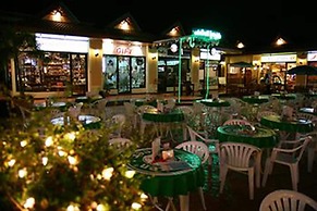 Windmill Resort Hotel