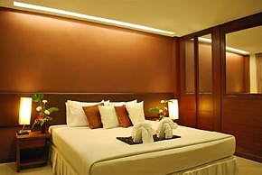 Windmill Resort Hotel