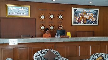 Windmill Resort Hotel